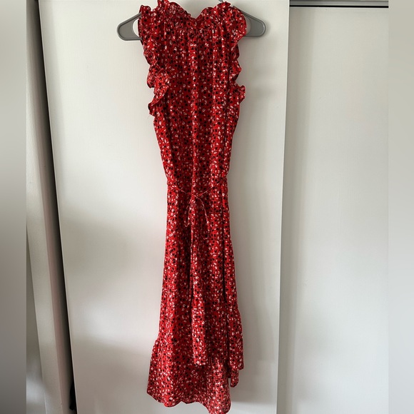 Elegant Multi-Wear Midi Dress: The Ultimate Wardrobe Chameleon